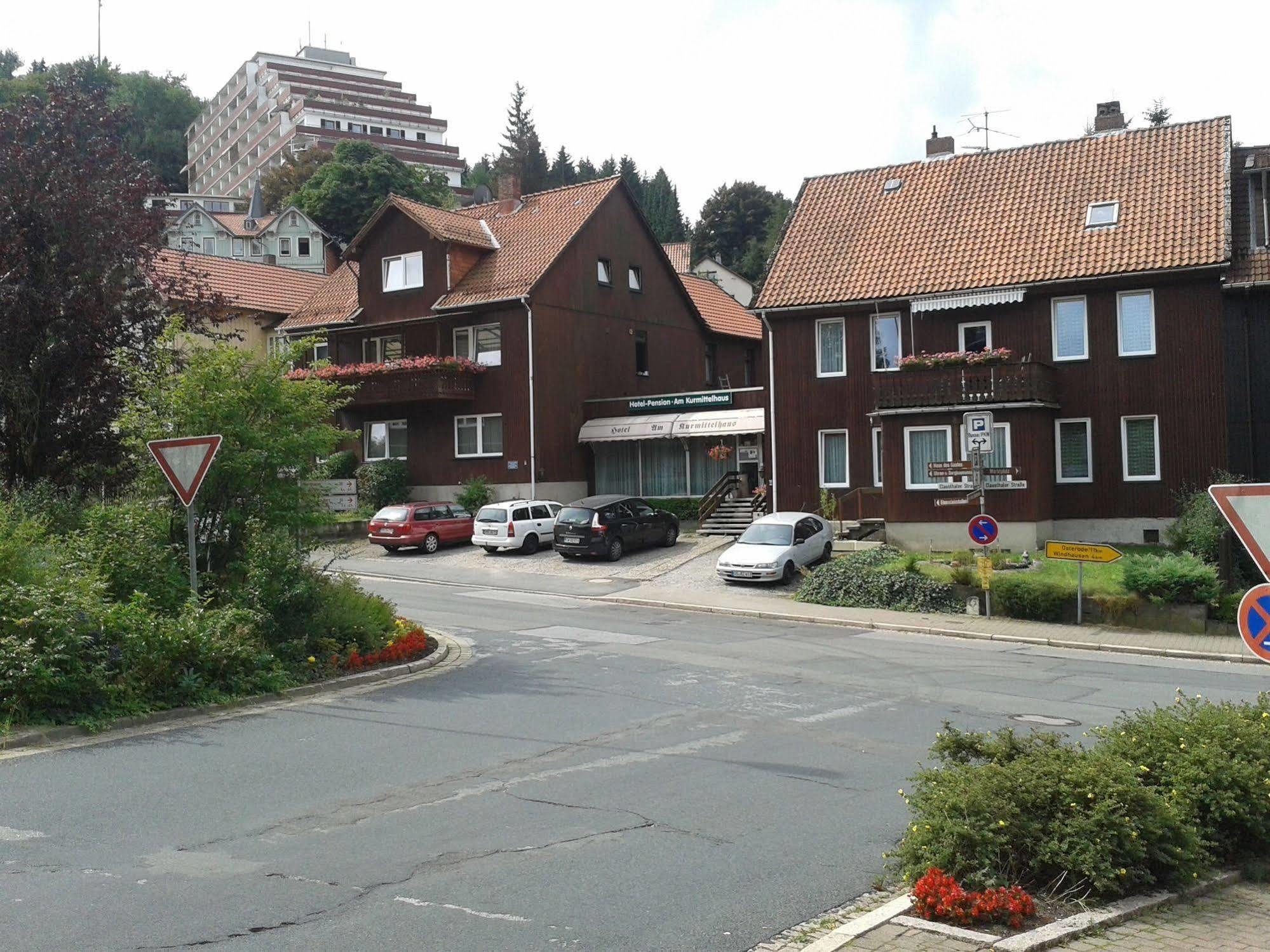 Hotel-pensión Am Kurmittelhaus Bad Grund Exterior foto