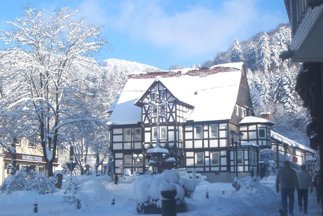 Hotel-pensión Am Kurmittelhaus Bad Grund Exterior foto